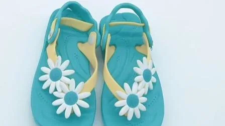 Großhandel billige maßgeschneiderte Hausschuhe schöne schlichte Kinderschuhe Sommer rutschfeste EVA weiche bequeme Kinder-Strandsandalen